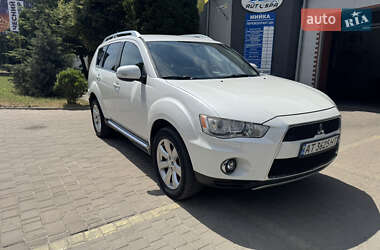 Позашляховик / Кросовер Mitsubishi Outlander 2010 в Івано-Франківську