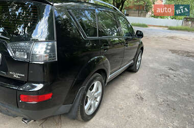 Внедорожник / Кроссовер Mitsubishi Outlander 2008 в 