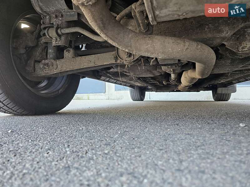 Внедорожник / Кроссовер Mitsubishi Outlander 2009 в Киеве