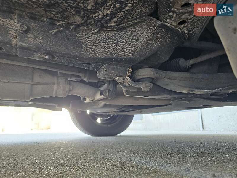 Внедорожник / Кроссовер Mitsubishi Outlander 2009 в Киеве
