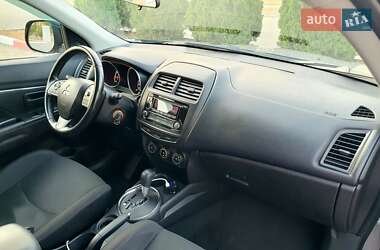Позашляховик / Кросовер Mitsubishi Outlander 2014 в Миколаєві