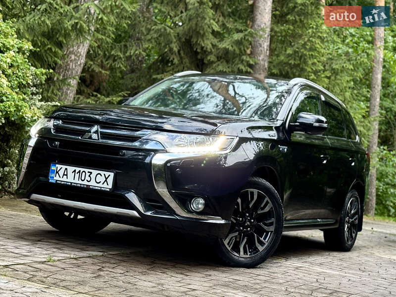 Mitsubishi Outlander 2015