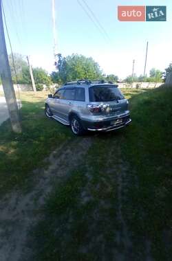 Внедорожник / Кроссовер Mitsubishi Outlander 2006 в 
