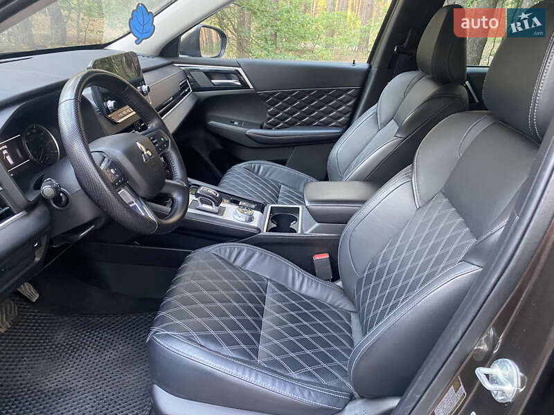 Внедорожник / Кроссовер Mitsubishi Outlander 2022 в Полтаве фото 17 Внедорожник / Кроссовер Mitsubishi Outlander 2022 в Полтаве