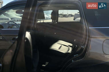 Внедорожник / Кроссовер Mitsubishi Outlander 2015 в 