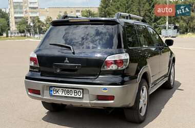 Внедорожник / Кроссовер Mitsubishi Outlander 2006 в 