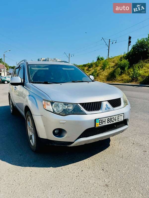 Mitsubishi Outlander 2007