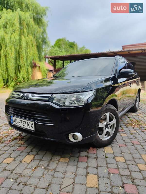 Mitsubishi Outlander 2014