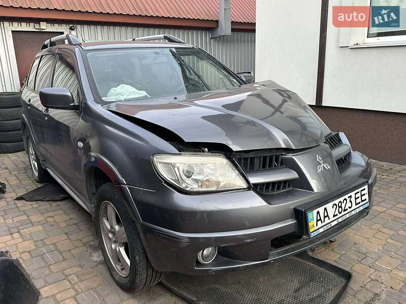 Mitsubishi Outlander 2007