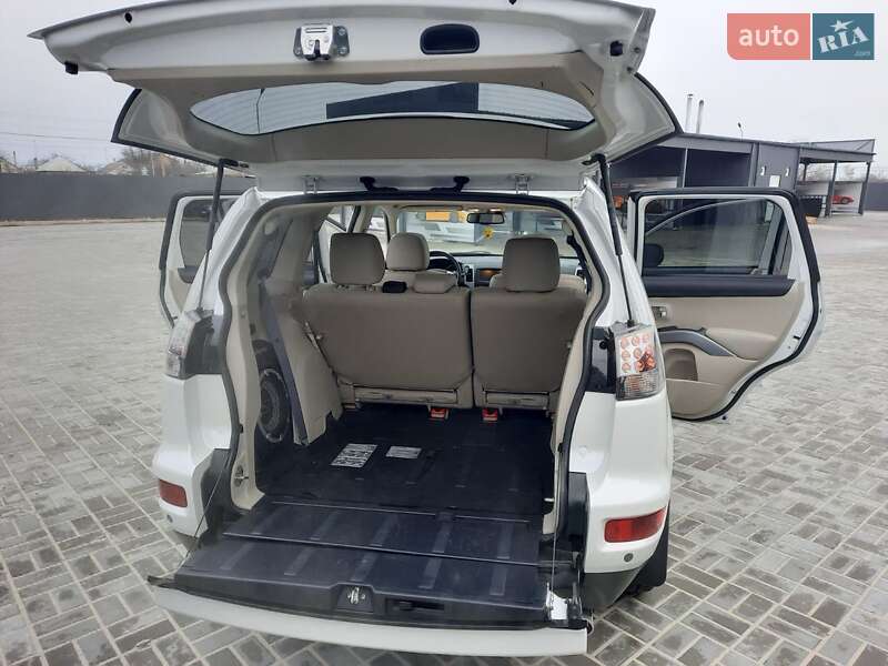 Внедорожник / Кроссовер Mitsubishi Outlander 2011 в Кропивницком