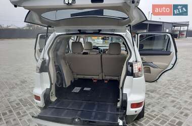 Позашляховик / Кросовер Mitsubishi Outlander 2011 в 