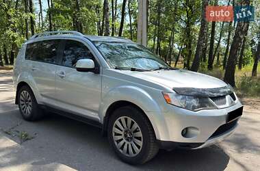 Внедорожник / Кроссовер Mitsubishi Outlander 2008 в 