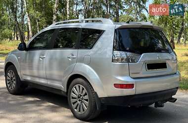 Внедорожник / Кроссовер Mitsubishi Outlander 2008 в 