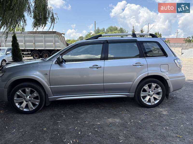 Внедорожник / Кроссовер Mitsubishi Outlander 2009 в Славянске