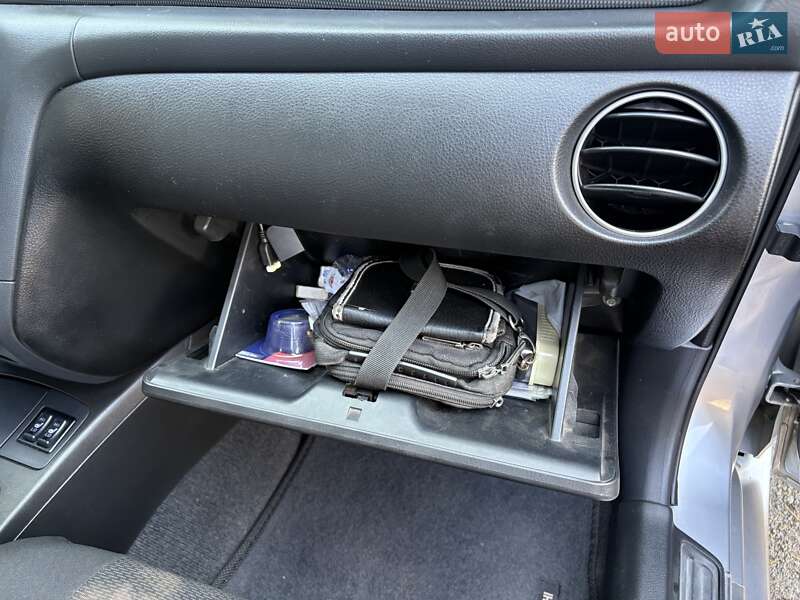 Внедорожник / Кроссовер Mitsubishi Outlander 2009 в Славянске
