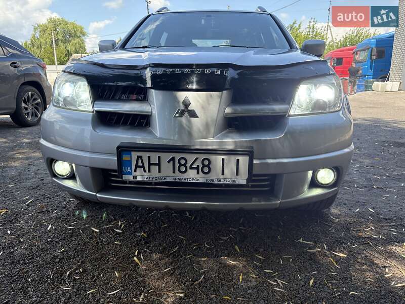 Внедорожник / Кроссовер Mitsubishi Outlander 2009 в Славянске