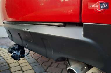Внедорожник / Кроссовер Mitsubishi Outlander 2012 в 