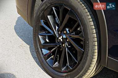 Внедорожник / Кроссовер Mitsubishi Outlander 2022 в 