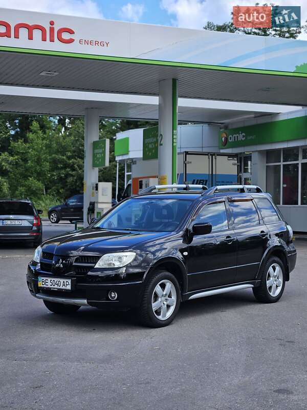 Внедорожник / Кроссовер Mitsubishi Outlander 2007 в Конопнице