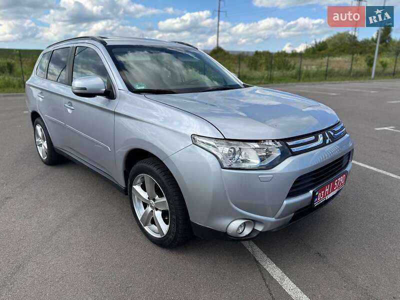Mitsubishi Outlander 2013