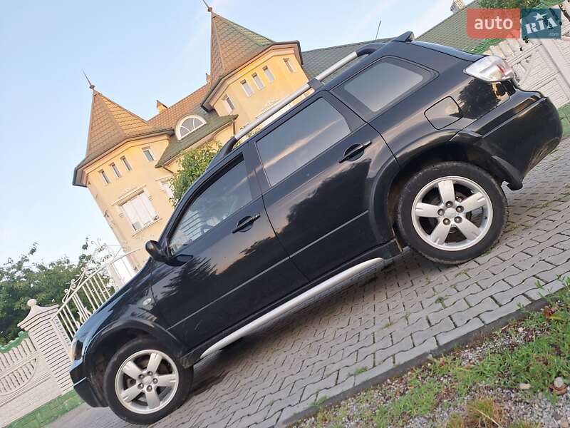 Mitsubishi Outlander 2008