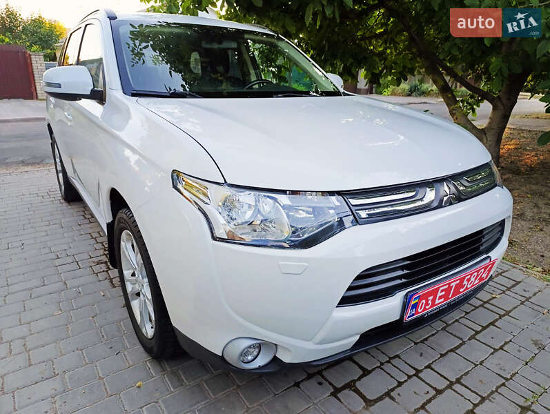 Внедорожник / Кроссовер Mitsubishi Outlander 2013 в Одессе фото 2 Внедорожник / Кроссовер Mitsubishi Outlander 2013 в Одессе