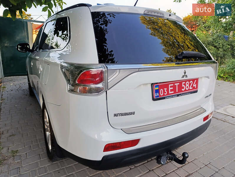 Внедорожник / Кроссовер Mitsubishi Outlander 2013 в Одессе фото 7 Внедорожник / Кроссовер Mitsubishi Outlander 2013 в Одессе