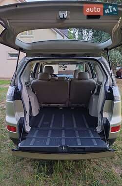 Внедорожник / Кроссовер Mitsubishi Outlander 2007 в 