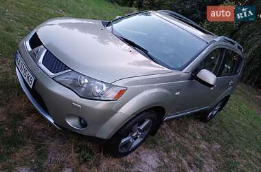 Внедорожник / Кроссовер Mitsubishi Outlander 2007 в 