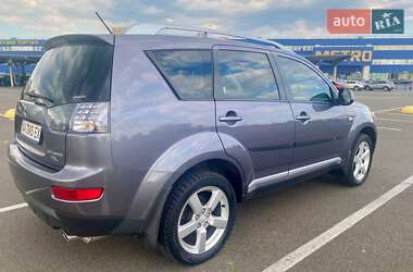 Внедорожник / Кроссовер Mitsubishi Outlander 2008 в 