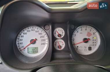 Внедорожник / Кроссовер Mitsubishi Outlander 2006 в 