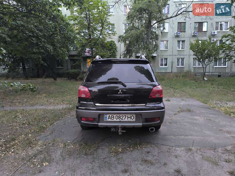 Внедорожник / Кроссовер Mitsubishi Outlander 2006 в Кременчуге