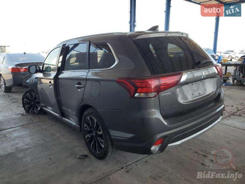 Mitsubishi Outlander 2018