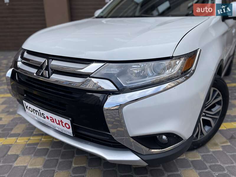 Позашляховик / Кросовер Mitsubishi Outlander 2015 в Вінниці