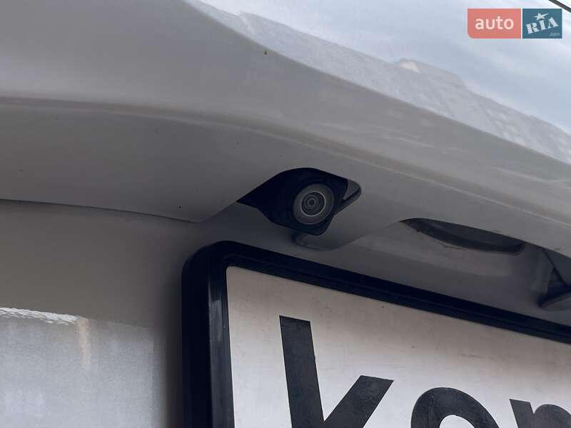 Позашляховик / Кросовер Mitsubishi Outlander 2015 в Вінниці