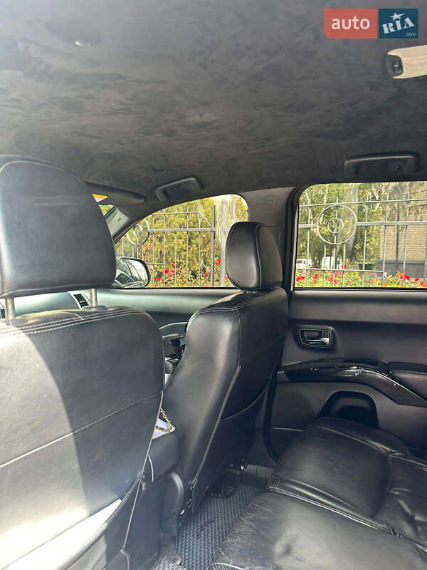 Внедорожник / Кроссовер Mitsubishi Outlander 2007 в Харькове