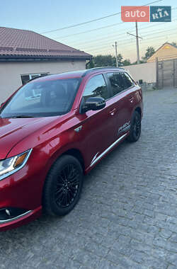 Внедорожник / Кроссовер Mitsubishi Outlander 2021 в Днепре