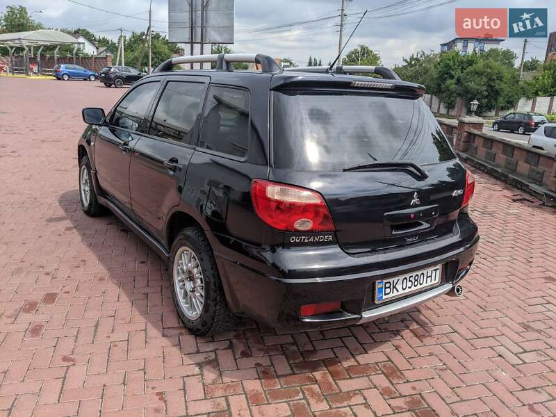 Внедорожник / Кроссовер Mitsubishi Outlander 2007 в Ровно