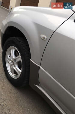 Позашляховик / Кросовер Mitsubishi Outlander 2002 в 