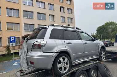 Внедорожник / Кроссовер Mitsubishi Outlander 2006 в 