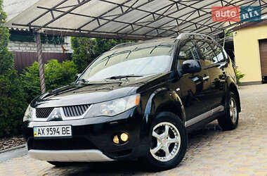 Внедорожник / Кроссовер Mitsubishi Outlander 2008 в 