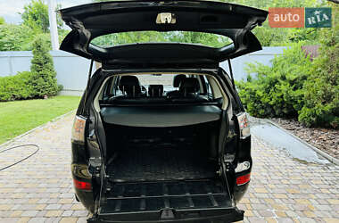 Внедорожник / Кроссовер Mitsubishi Outlander 2008 в 