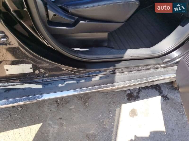 Позашляховик / Кросовер Mitsubishi Outlander 2010 в Золочеві
