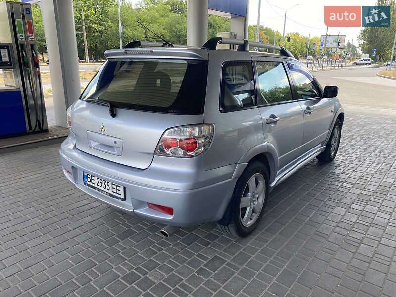 Внедорожник / Кроссовер Mitsubishi Outlander 2008 в Николаеве