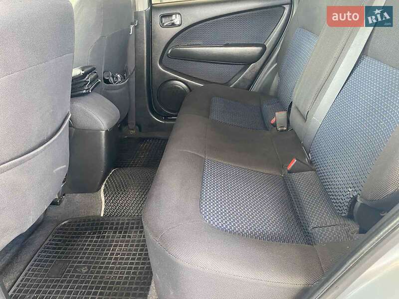 Внедорожник / Кроссовер Mitsubishi Outlander 2008 в Николаеве