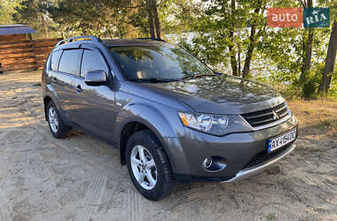 Внедорожник / Кроссовер Mitsubishi Outlander 2007 в 