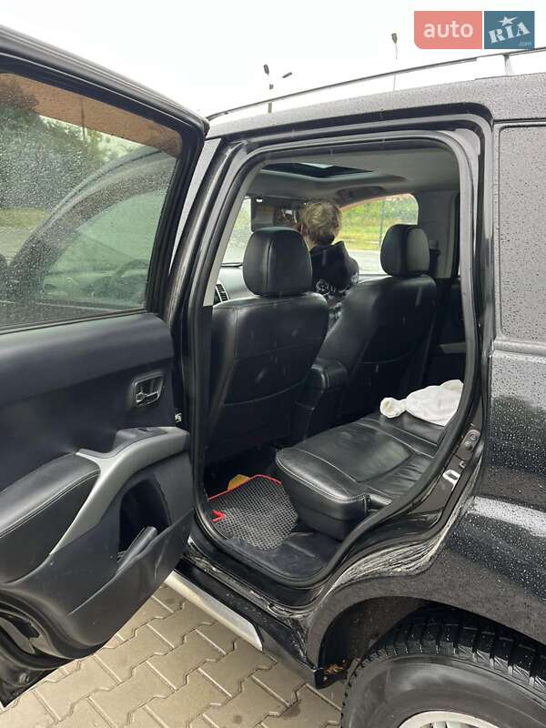 Внедорожник / Кроссовер Mitsubishi Outlander 2008 в Погребище