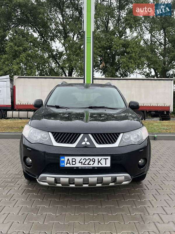 Внедорожник / Кроссовер Mitsubishi Outlander 2008 в 