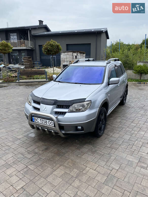 Mitsubishi Outlander 2006