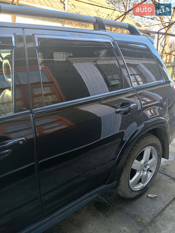 Внедорожник / Кроссовер Mitsubishi Outlander 2007 в Подольске